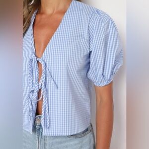 gingham bow tie puff sleeve top